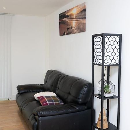 1 Bed Luxury Comfortable Apt ロンドン エクステリア 写真