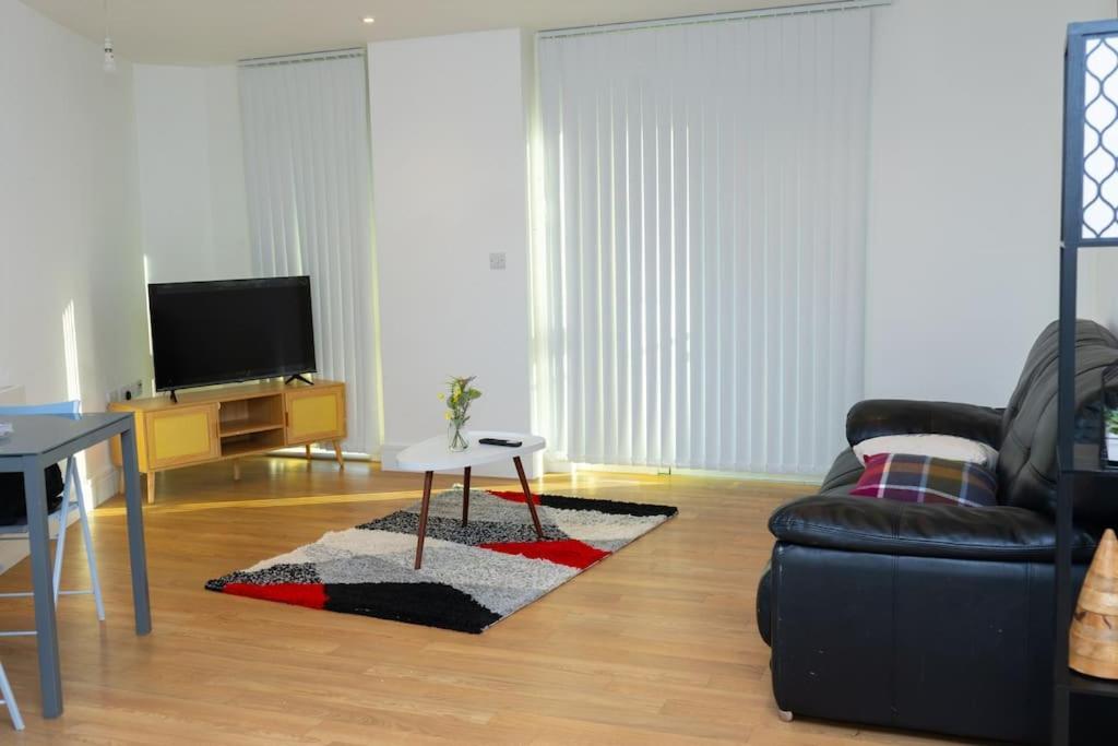 1 Bed Luxury Comfortable Apt ロンドン エクステリア 写真